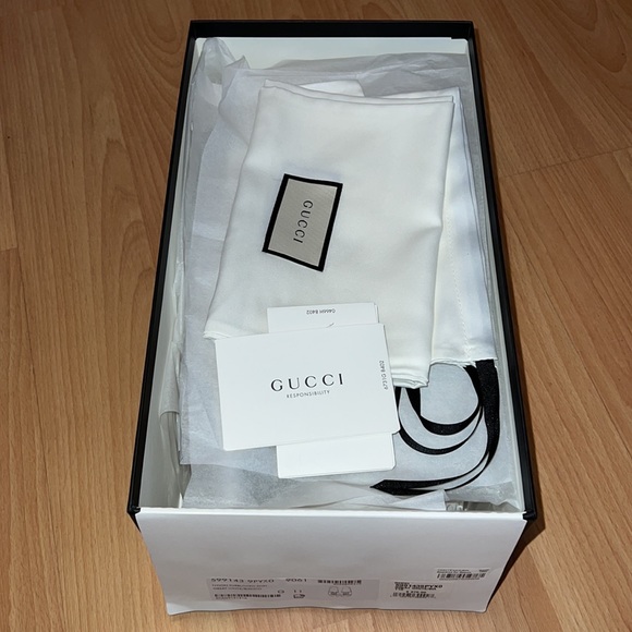 Men’s GUCCI slide sandals - Picture 7 of 10